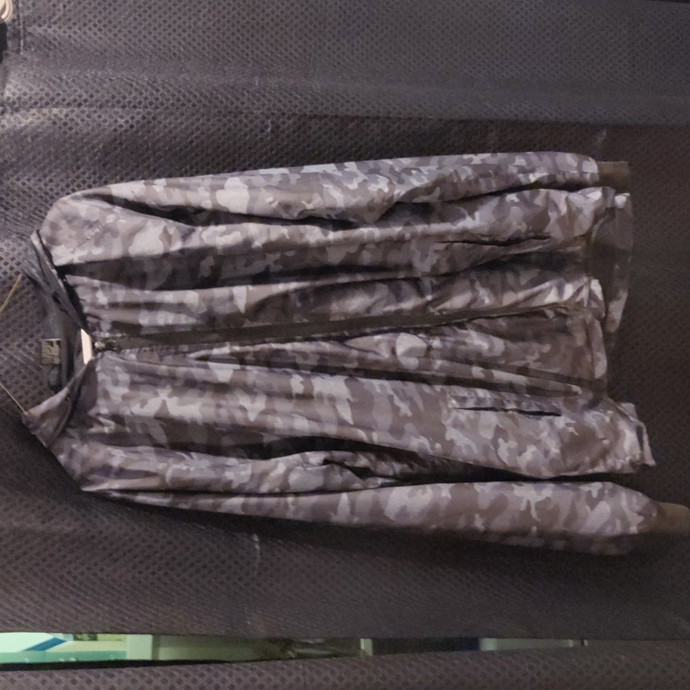 Men's windbreaker size XXL